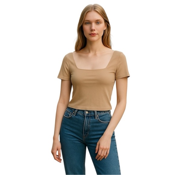 Babaton Contour Aritzia Nude Tan Stretch Short Sleeve Crop Top Women’s Medium - Picture 1 of 9